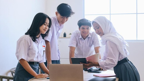ilustrasi siswa sma 169.jpg