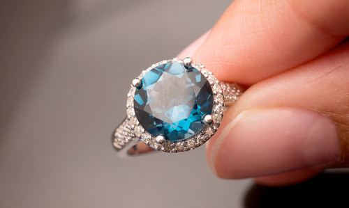 engagement gemstones hero.jpg