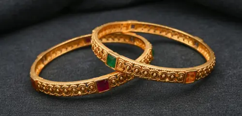 Gold Kundan Bangles.webp