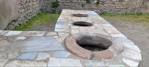 PottedwallsatPompei.jpg