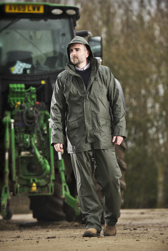 Castle Clothing Shoot, Fort Workwear Bedfordshire Farm.jpg