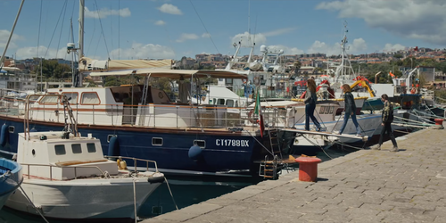 Vanina. .Un.Vicequestore.A.Catania.S02E01.L.Uomo.Del.Porto.1080p.MDST.WEBRip.AAC2.0.x265 UBi 018.png