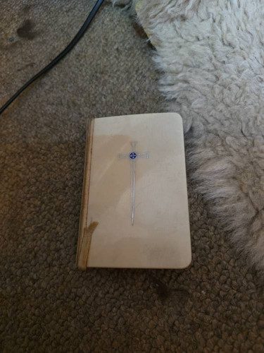 373c7610c3e7.jpg