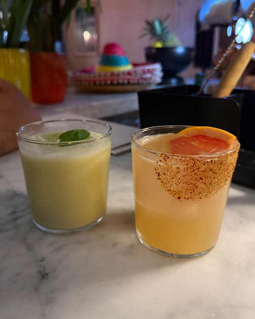 una mezcaleria 4x5.jpg