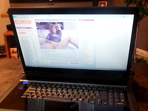 183 Lisa et Sparrow s'exhibent en webcam devant plus de 100 internautes 12.jpg