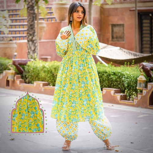 Best market in jaipur for clothes.jpg