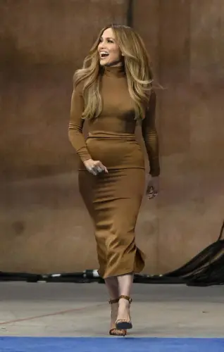 jlo sandals speech vegas kamala harris rally b2e1a3.webp