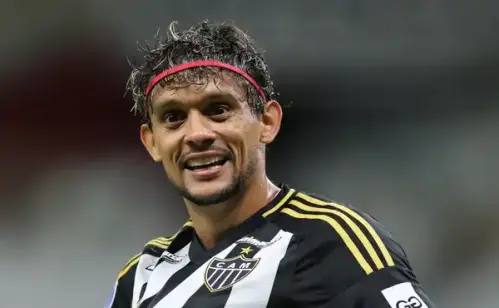 SCARPA POR ARBOLEDA? SPFC avalia possível troca de zagueiro em negociação com o Atlético Mineiro