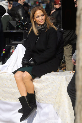 jennifer lopez quotsecond actquot set new york city december 4th.jpg