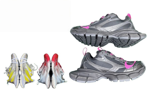 739Balenciaga 3XL Toe Spray.jpg