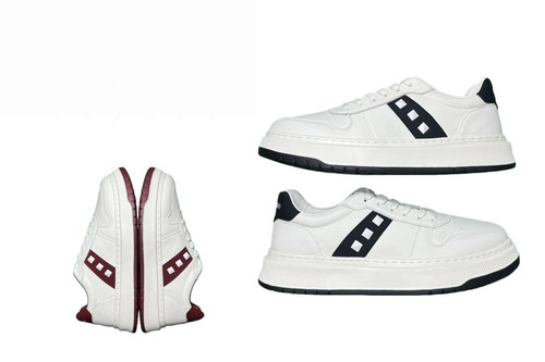 733Valentino Rockstud Untitled.jpg