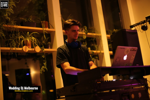 Wedding DJ Melbourne.jpg