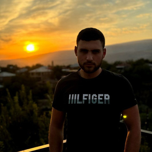 ArmanAtoyan.jpg