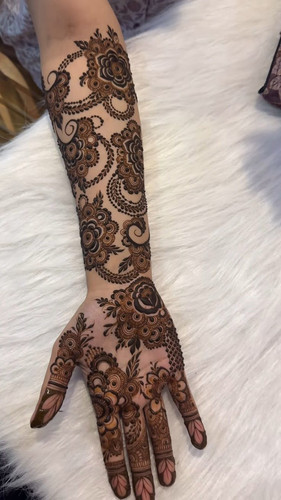 Beautiful Bridal Mehandi Design.jpg