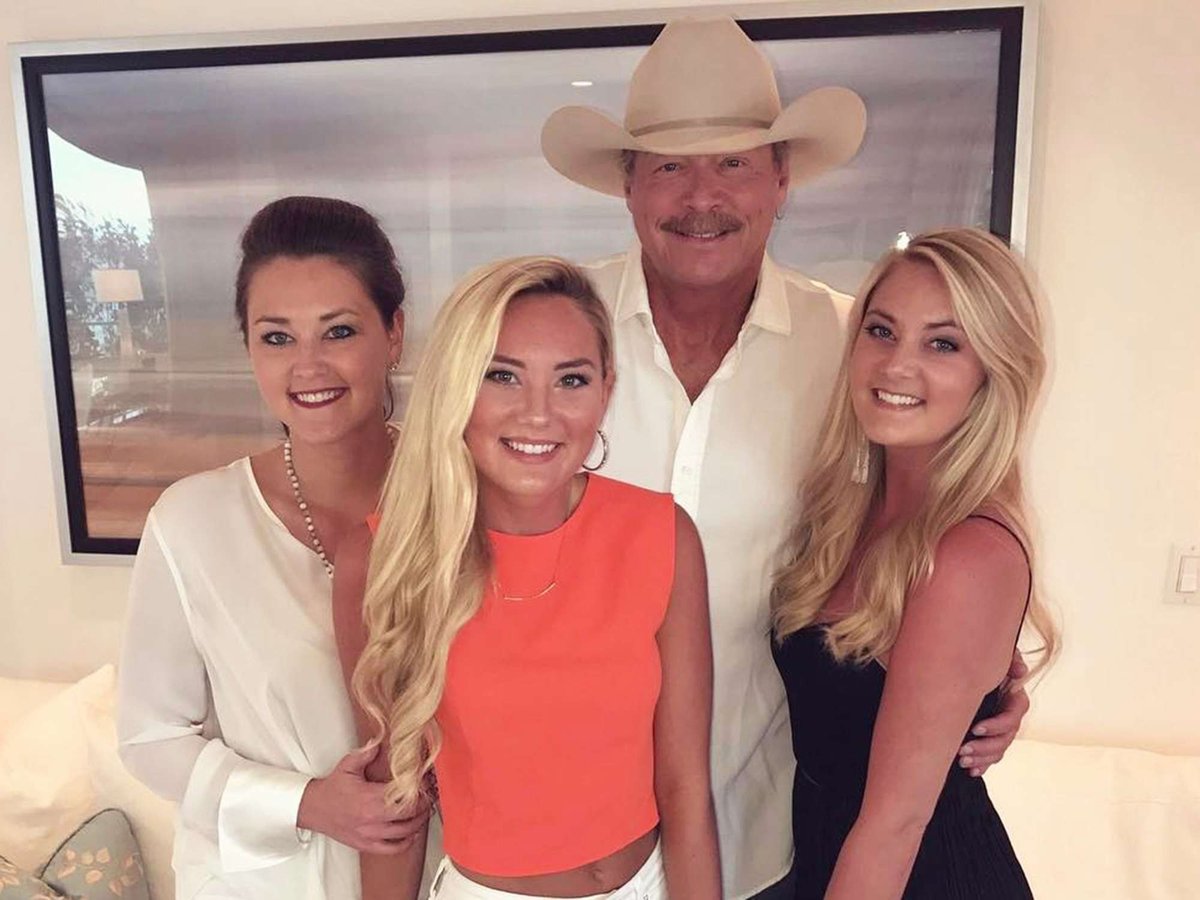 Alan-jackson-daughters-1-af9d6066d1d54e94a616911352120154