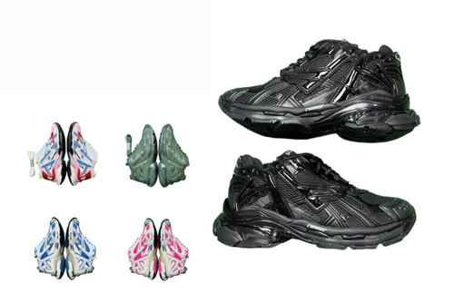 513Balenciaga 7.0 Runner Graffiti.jpg