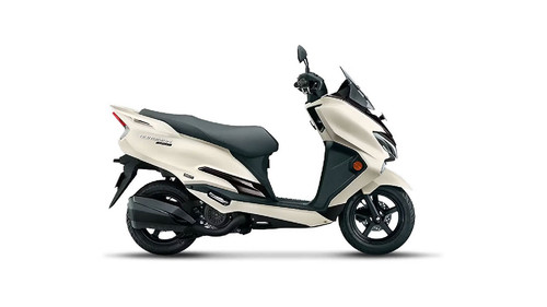 Suzuki Burgman Street 125.jpg