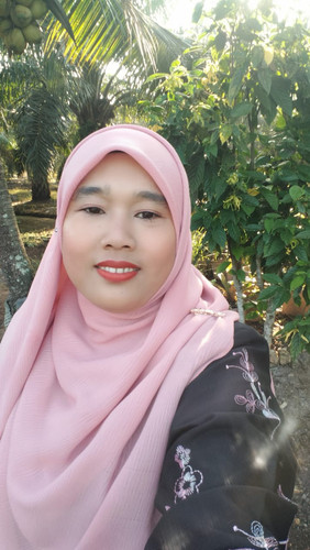 Aini cute.jpg