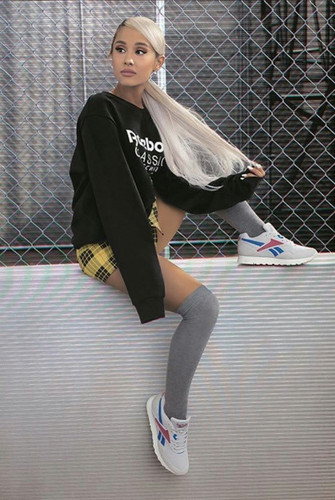 ariana grande reebok alwaysclassic 2018 8.jpg