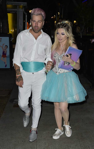 alexa bliss was seen out with ryan cabrera in west hollywood 04 05 2023 1.jpg