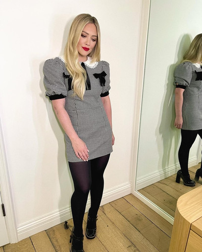 740full hilary duff651.jpg