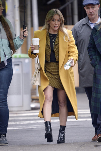 740full hilary duff