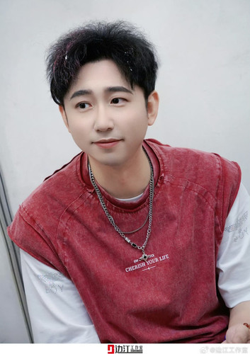 Screenshot 2026 05 15 17 30 22 514 edit com.sina.weibo.jpg