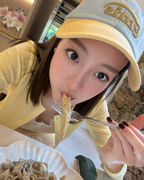 eaae5122f1e1e30d3ab35d1d34070653.jpg