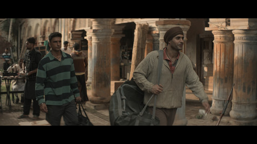 Dhurandhar.The.Revenge.Raw.&.Undekha.2026.2160p.NF.WEB DL.DDP5.1.Atmos.H.265 RUDR 004.jpg