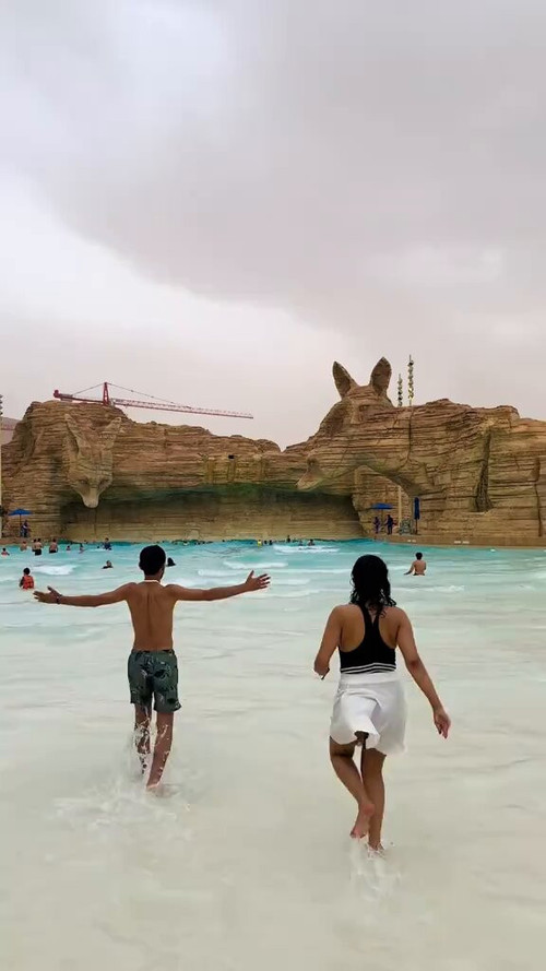 Ysit uH2LL4 Jj7 .jpg