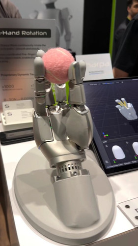 kxq M0Lt6L6c3TOL.jpg