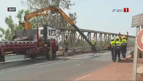 Qe QaeLz3 TtoQ8f.jpg