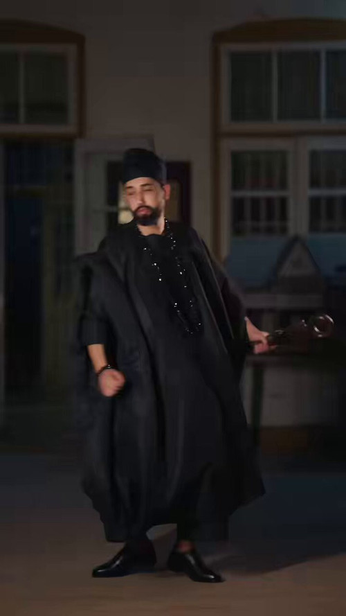 XKQ3PgIzfMF 7pul.jpg