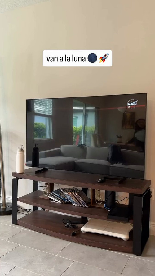 hkt kF42OSpP67js.jpg