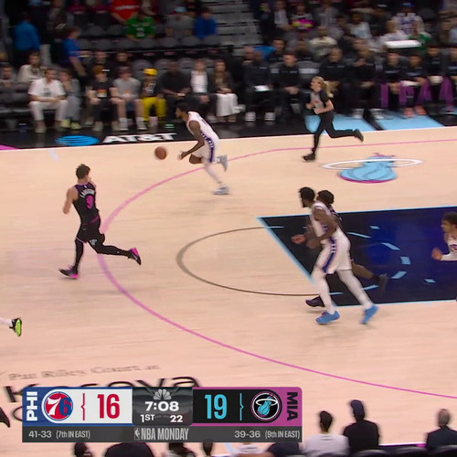 AO Vq0IMPmHSnkUX.jpg