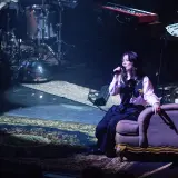 Mitski ia fani la școală, literalmente, cu concerte Hollywood High Auditorium