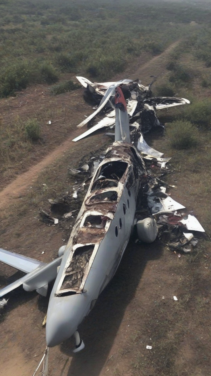 Four dead in central Mexico plane crash