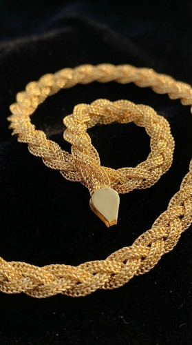 kf macro bracelet.jpg