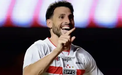 Calleri brilha e se destaca como artilheiro, renovação no São Paulo à vista