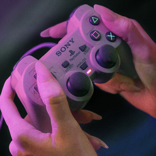 ps1 controller LR.jpg