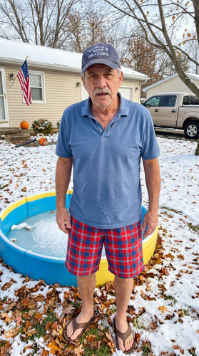ms 11 m white autumn leaves kiddie pool absurd ref.jpg
