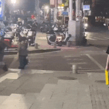 a2v3RND 460sv.gif