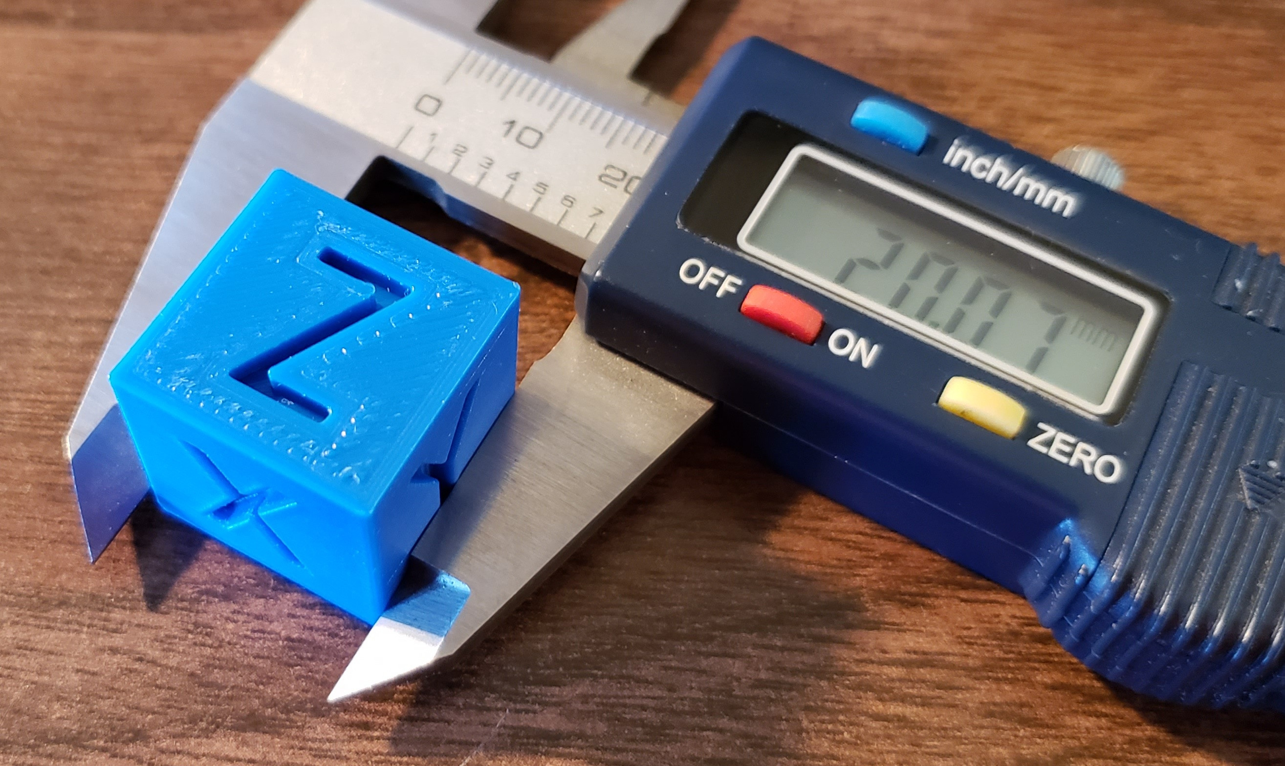 How can I improve the first layer on this small print? : r/CR10