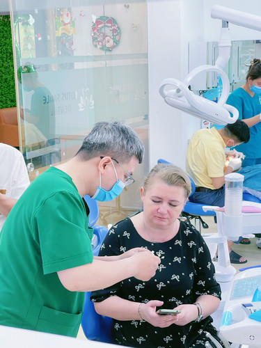 da nang dental clinic.jpg