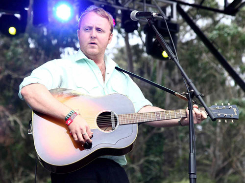 All-about-paul-McCartneys-son-james-McCartney-05-49d457d1784e49fcb43ee9729a7d53d5.jpg