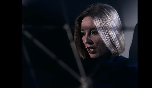 beth performing.png