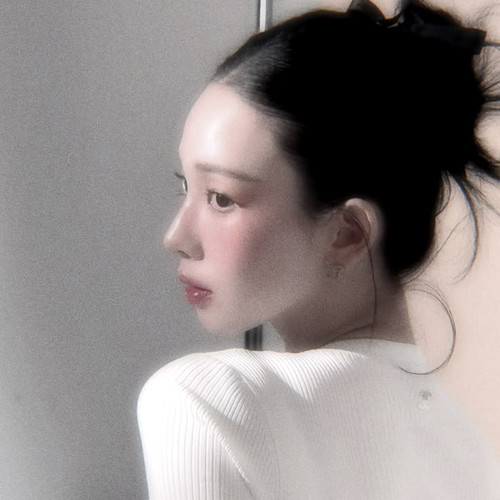 𝒚𝒖 𝒋𝒊𝒎𝒊𝒏.jpg