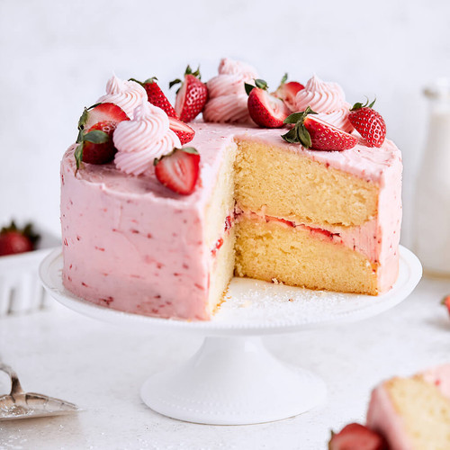 Spring Strawberry Cake.jpg