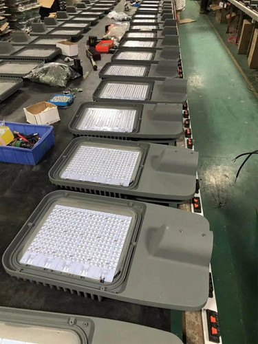 den chieu sang duong pho led streetlight philips inside citilight ctl371p 70w wwnwcw 10500 lm (3).jpg