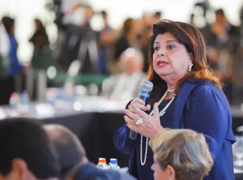 luiza trajano scaled 3 868x644 1.webp